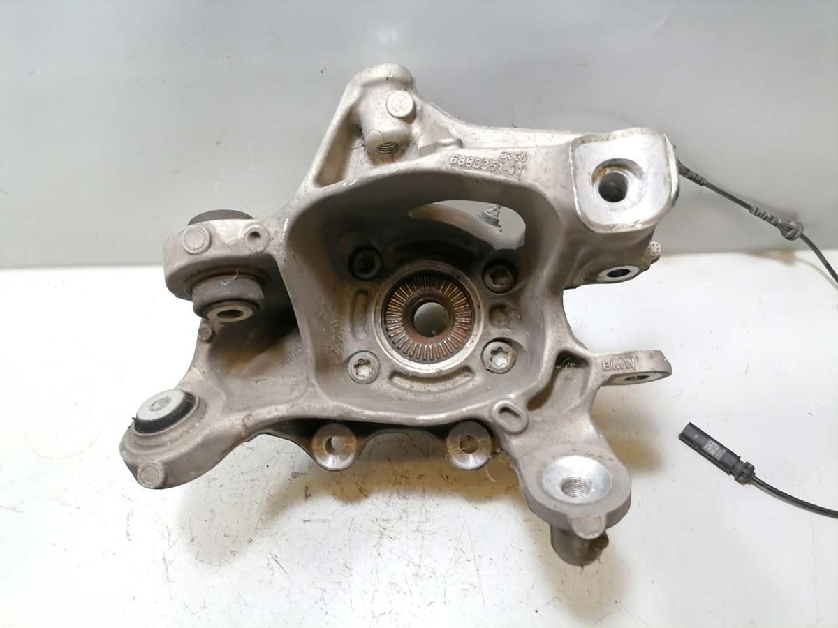 BMW 7er G70 original Achsschenkel Radlagergeh&auml;use hinten links 4,4 400KW Bj.2022